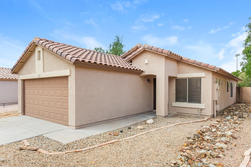 1,935/Mo, 15019 W Port au Prince Ln Surprise, AZ 85379 Front View