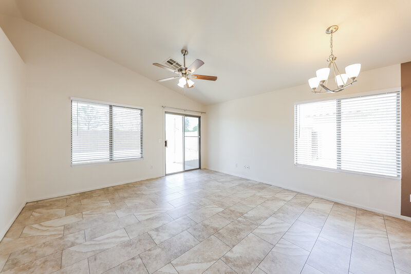 2,035/Mo, 15019 W Port au Prince Ln Surprise, AZ 85379 Dining Room View