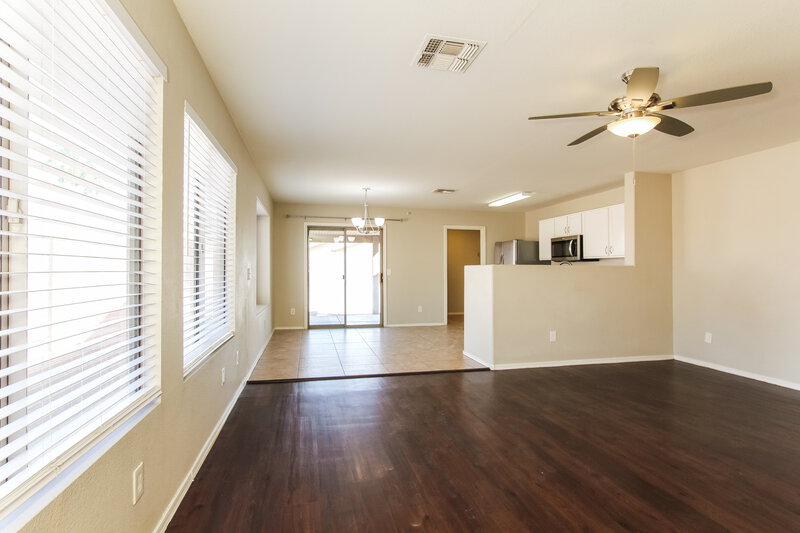 1,830/Mo, 16080 W Jackson St Goodyear, AZ 85338 Living Room View