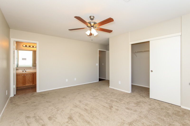 1,915/Mo, 16080 W Jackson St Goodyear, AZ 85338 Master Bedroom View