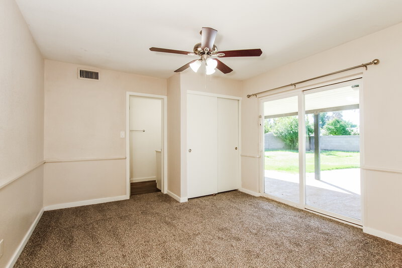 2,550/Mo, 7710 N 7Th Ave Phoenix, AZ 85021 Bedroom View 2