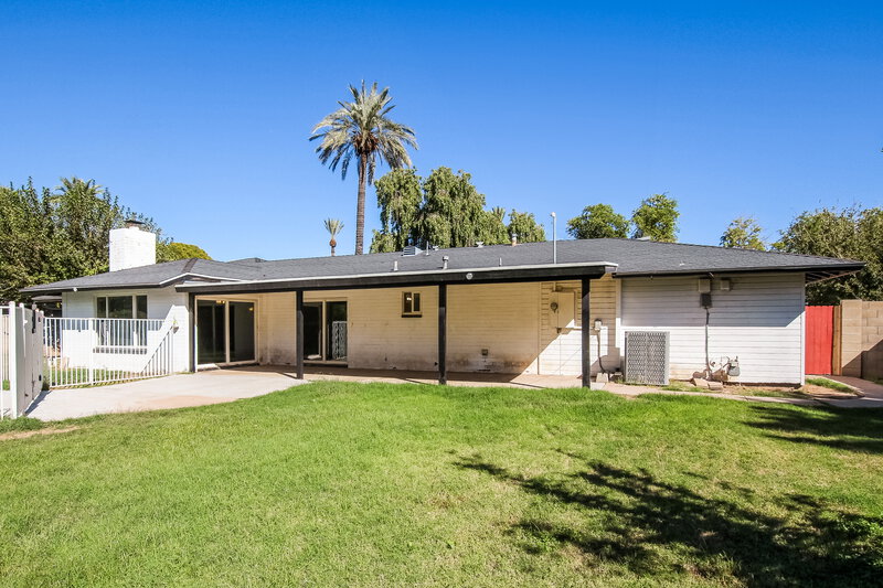 2,550/Mo, 7710 N 7Th Ave Phoenix, AZ 85021 Rear View