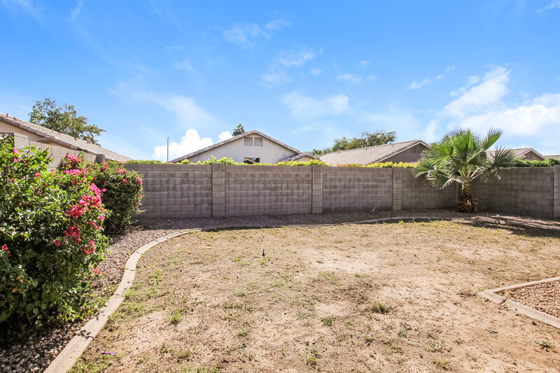 1,915/Mo, 8547 W Laurel Ln Peoria, AZ 85345 Rear View