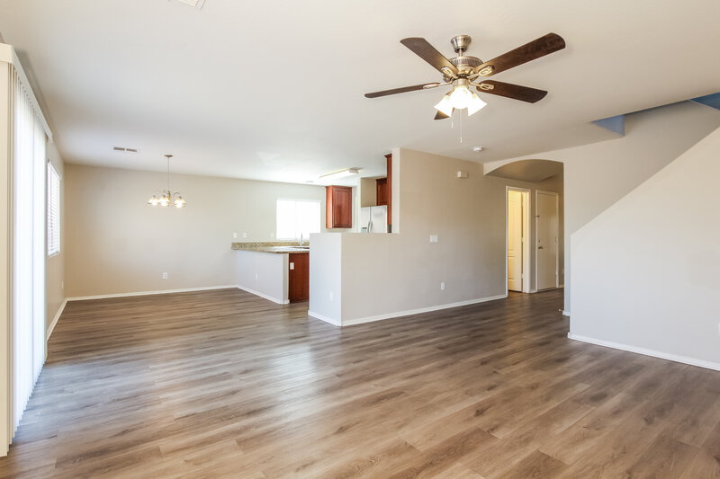 2,355/Mo, 4825 N 111th Gln Phoenix, AZ 85037 Living Room View 2