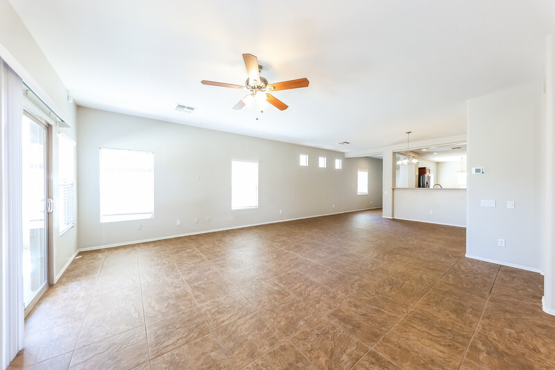 2,295/Mo, 5438 W Pollack St Laveen, AZ 85339 Living Room View