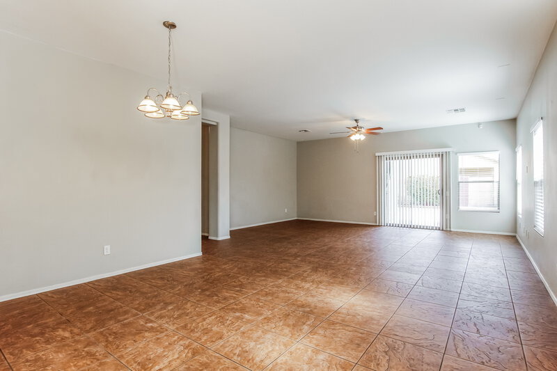 1,920/Mo, 5438 W Pollack St Laveen, AZ 85339 Dining Room View
