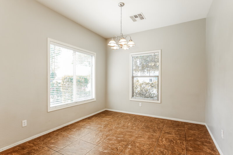 1,920/Mo, 5438 W Pollack St Laveen, AZ 85339 Breakfast Nook View