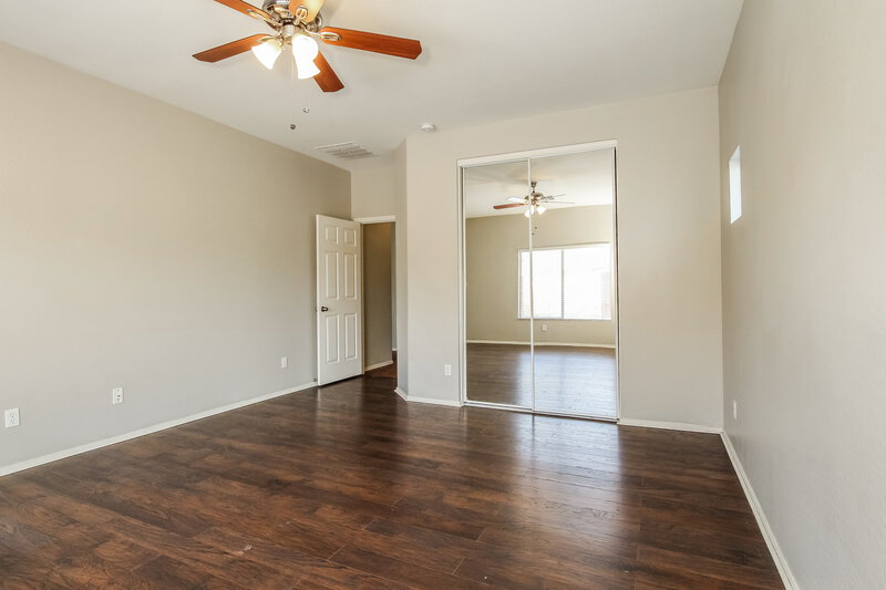 1,920/Mo, 5438 W Pollack St Laveen, AZ 85339 Main Bedroom View