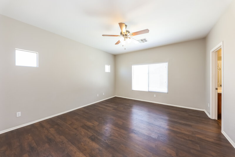 2,295/Mo, 5438 W Pollack St Laveen, AZ 85339 Main Bedroom View