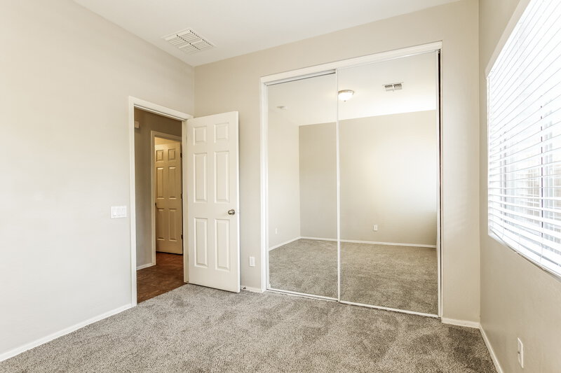 1,920/Mo, 5438 W Pollack St Laveen, AZ 85339 Bedroom View 3