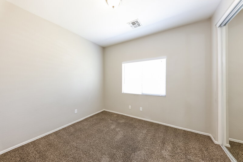 2,295/Mo, 5438 W Pollack St Laveen, AZ 85339 Bedroom View 2