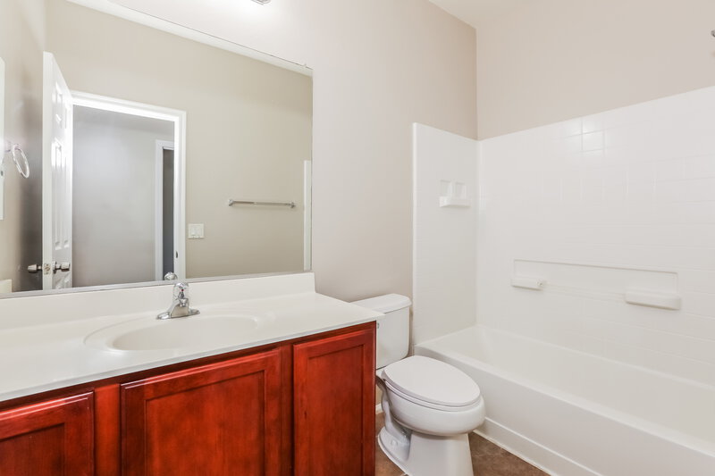 1,995/Mo, 735 W Fruit Tree Ln San Tan Valley, AZ 85143 Bathroom View