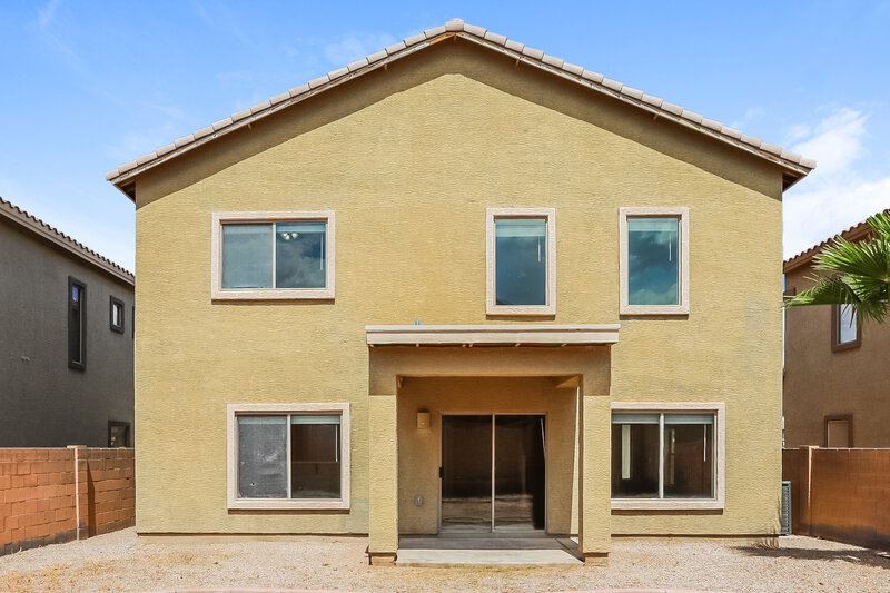 1,995/Mo, 735 W Fruit Tree Ln San Tan Valley, AZ 85143 Rear View