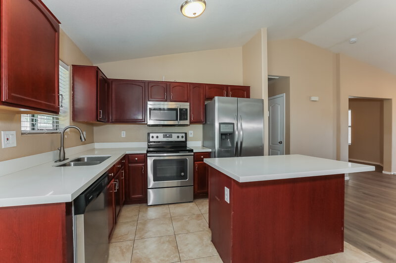 1,750/Mo, 28953 N Coal Ave San Tan Valley, AZ 85143 Kitchen View 2