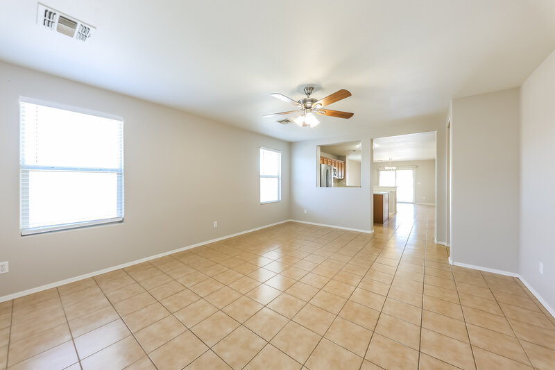 1,800/Mo, 17746 W Red Bird Rd Surprise, AZ 85387 Living Room View