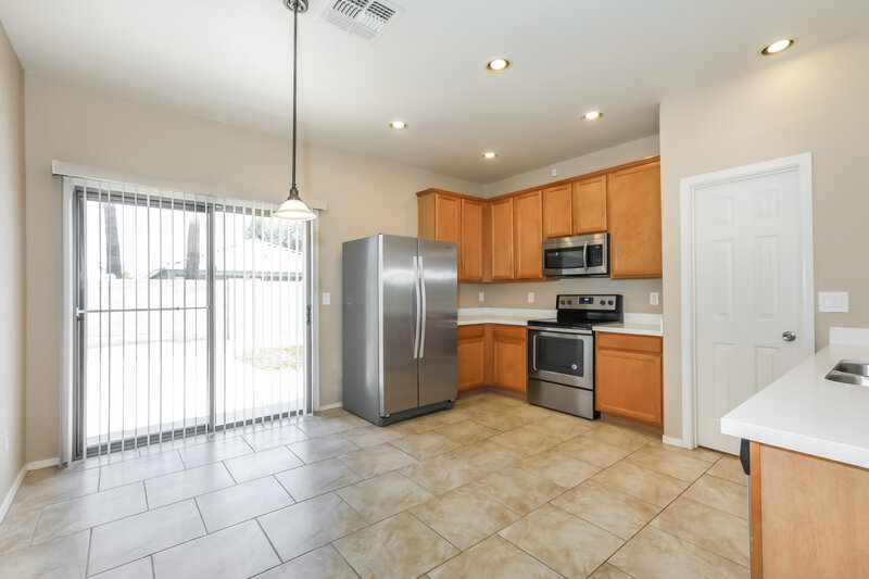 1,980/Mo, 2924 W Allens Peak Dr San Tan Valley, AZ 85142 Kitchen View