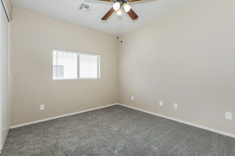 1,980/Mo, 2924 W Allens Peak Dr San Tan Valley, AZ 85142 Bedroom View 3