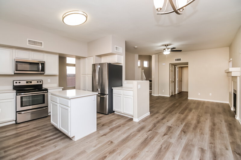 2,585/Mo, 1526 E Beacon Dr Gilbert, AZ 85234 Dining Room View