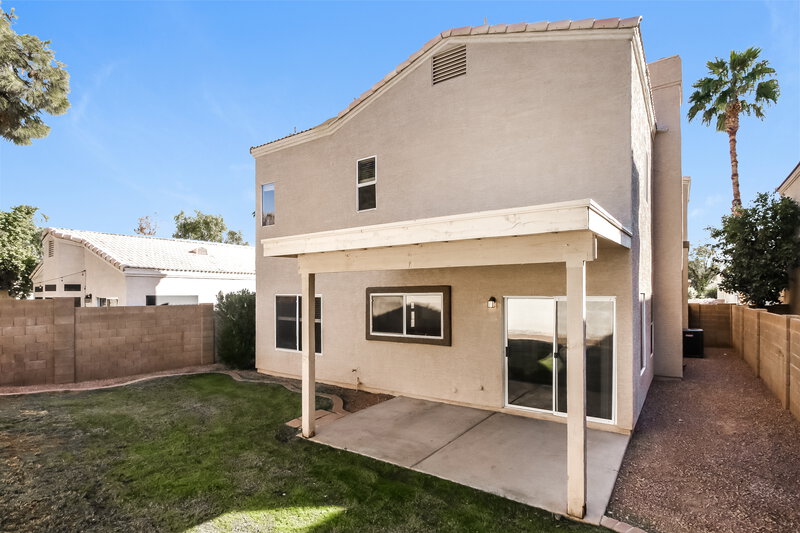 2,585/Mo, 1526 E Beacon Dr Gilbert, AZ 85234 Rear View 2