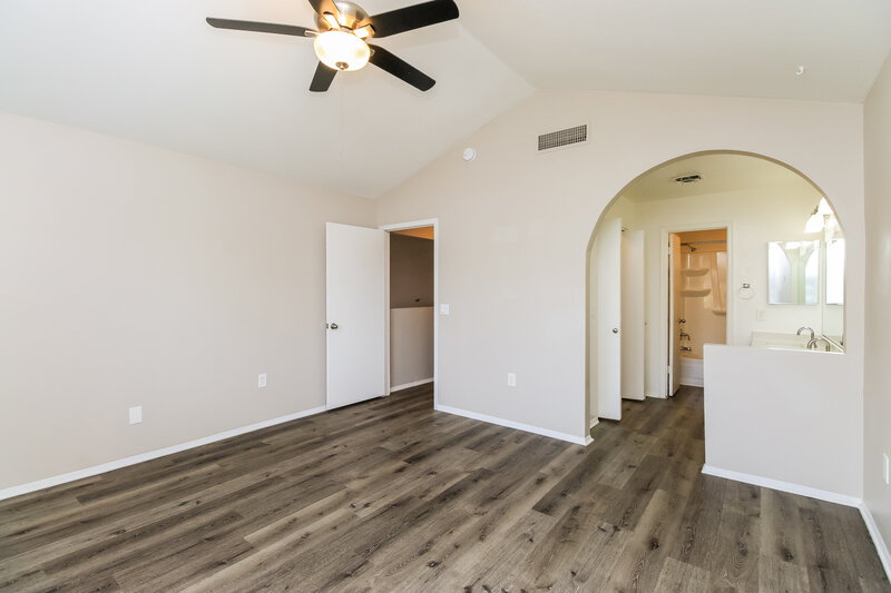 2,555/Mo, 518 N Granite St Gilbert, AZ 85234 Main Bedroom View
