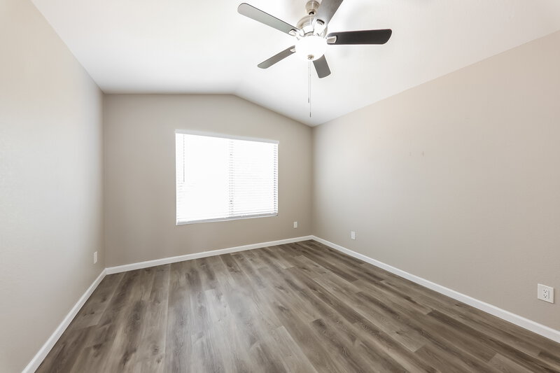2,120/Mo, 3630 W Escuda Dr Glendale, AZ 85308 Main Bedroom View