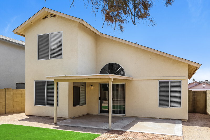 2,120/Mo, 3630 W Escuda Dr Glendale, AZ 85308 Rear View
