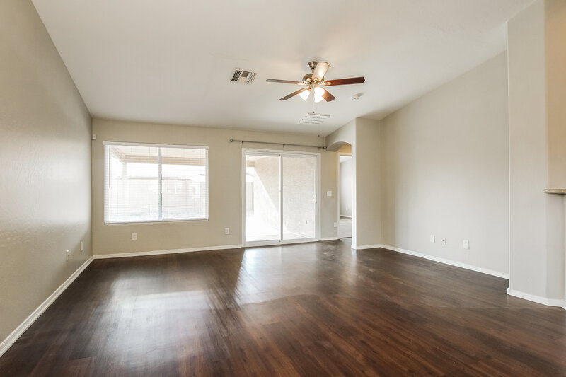 2,000/Mo, 15109 W Adams St Goodyear, AZ 85338 Family Room View