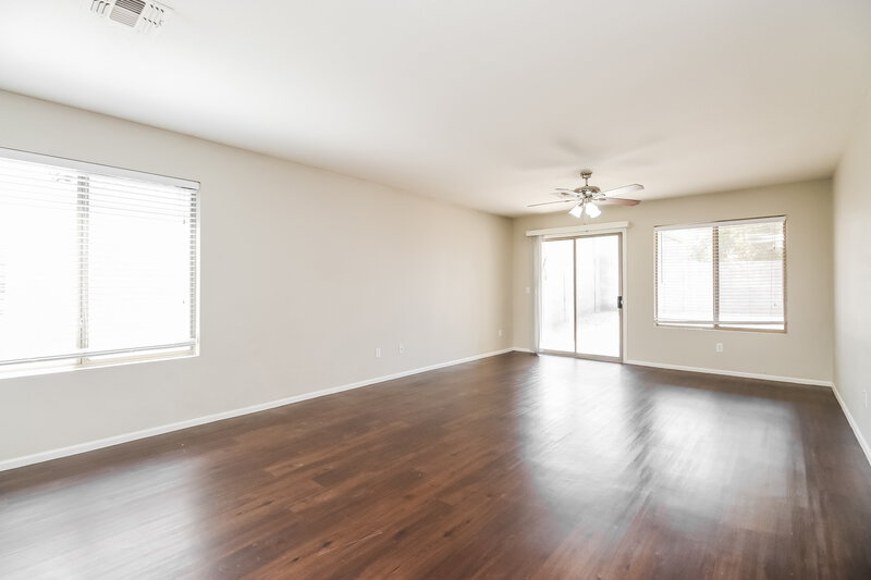 1,775/Mo, 40179 N Costa del Sol Dr San Tan Valley, AZ 85140 Dining Room View 2