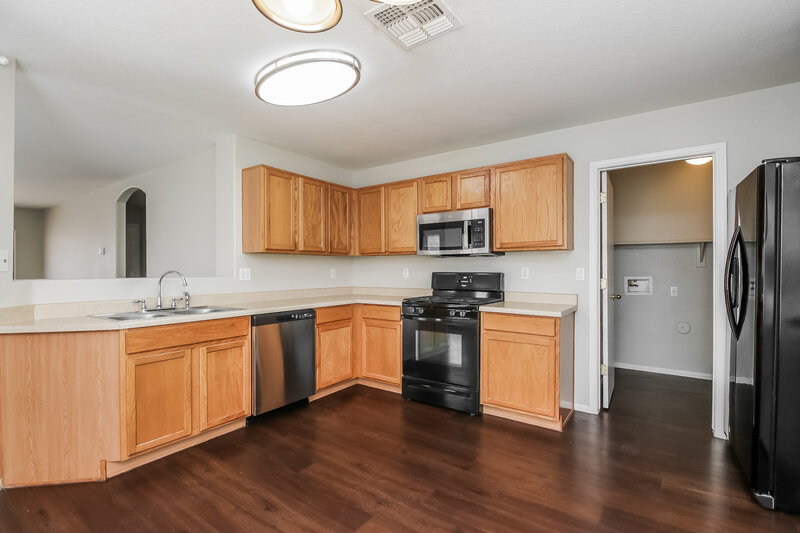 1,775/Mo, 40179 N Costa del Sol Dr San Tan Valley, AZ 85140 Kitchen View 2