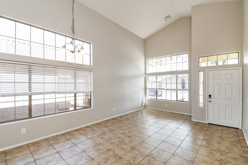 2,080/Mo, 11368 W Locust Ln Avondale, AZ 85323 Dining Room View