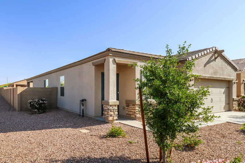 2,095/Mo, 8224 W Encinas Ln Phoenix, AZ 85043 Misc View