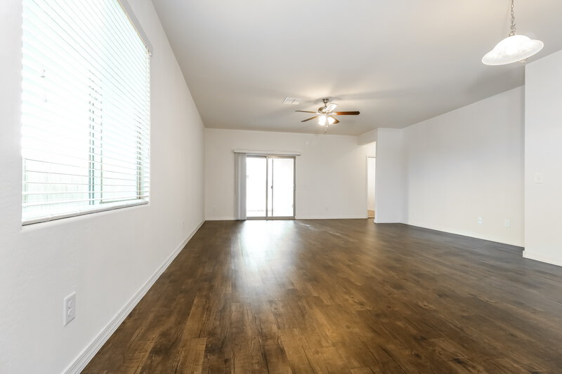 2,095/Mo, 8224 W Encinas Ln Phoenix, AZ 85043 Misc View 3