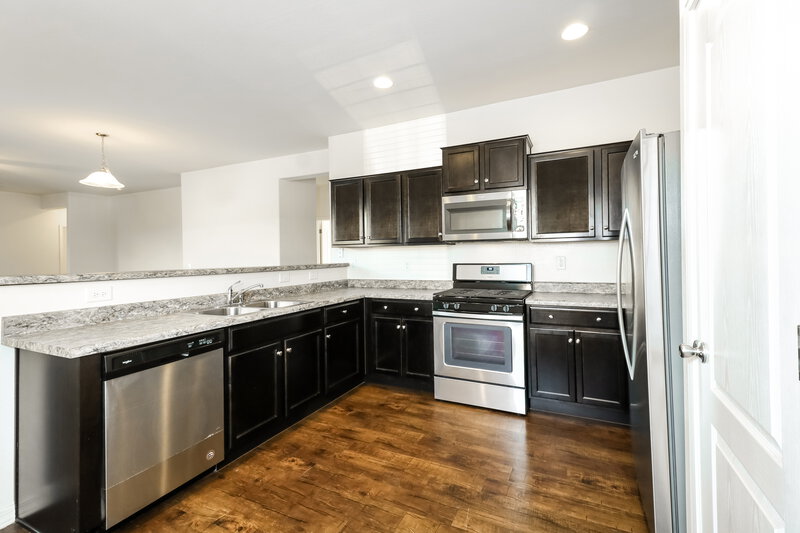 2,095/Mo, 8224 W Encinas Ln Phoenix, AZ 85043 Misc View 4