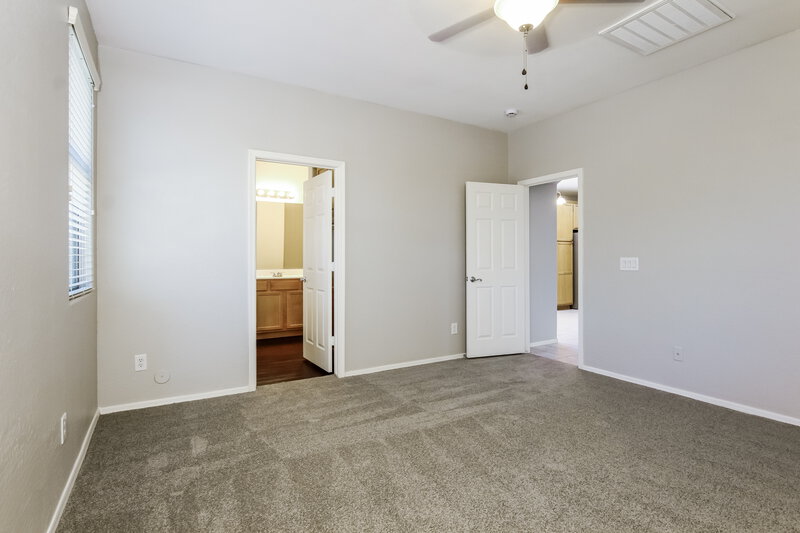 1,780/Mo, 9734 N 180th Ln Waddell, AZ 85355 Main Bedroom View 2