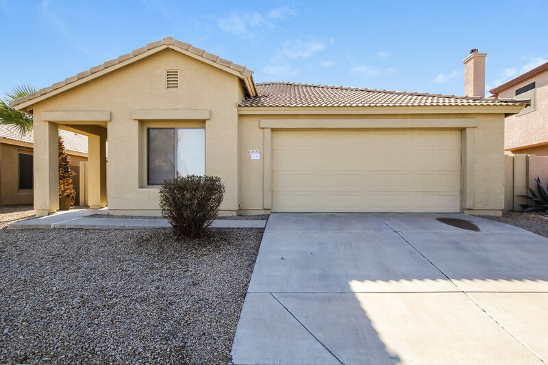 1,975/Mo, 2415 W Maldonado RD Phoenix, AZ 85041 External View