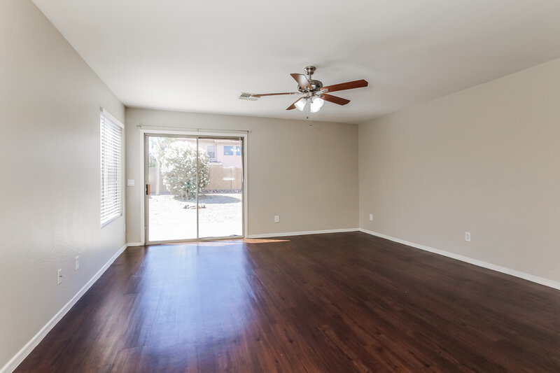 1,950/Mo, 2415 W Maldonado RD Phoenix, AZ 85041 Living Room View
