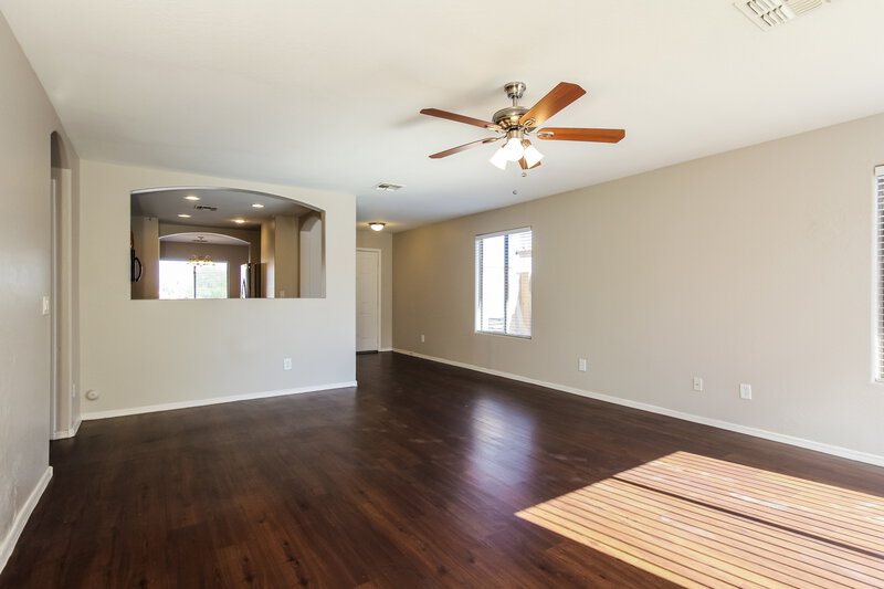 1,975/Mo, 2415 W Maldonado RD Phoenix, AZ 85041 Living Room View 3