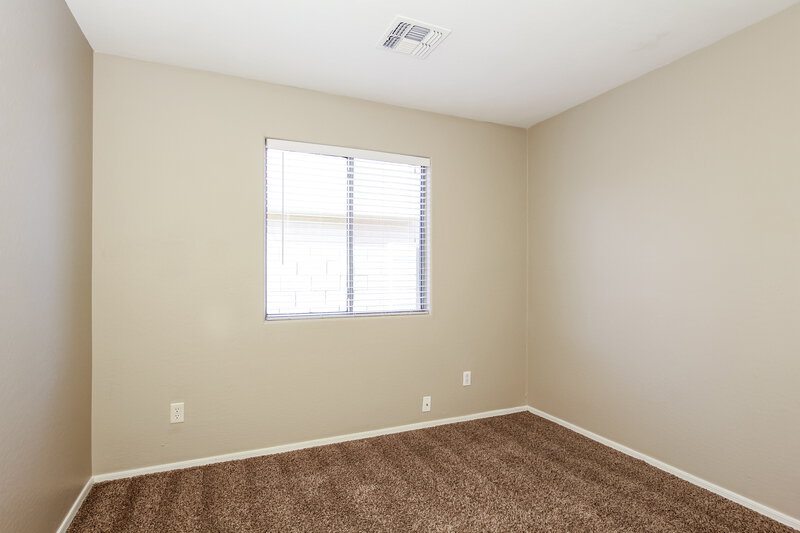 1,975/Mo, 2415 W Maldonado RD Phoenix, AZ 85041 Bedroom View 2