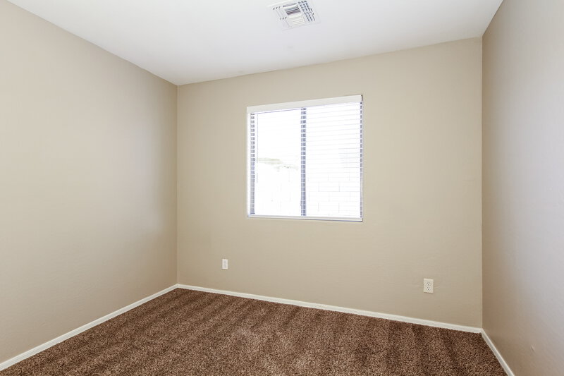 1,975/Mo, 2415 W Maldonado RD Phoenix, AZ 85041 Bedroom View 4
