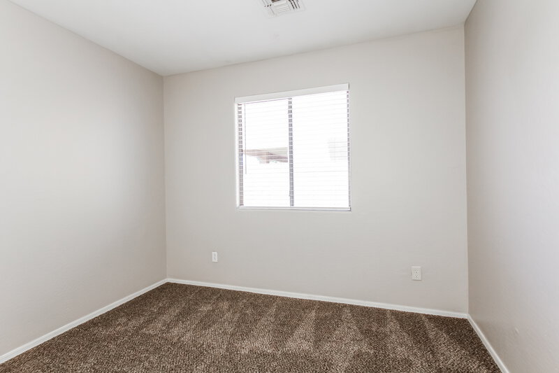 1,950/Mo, 2415 W Maldonado RD Phoenix, AZ 85041 Bedroom View 2