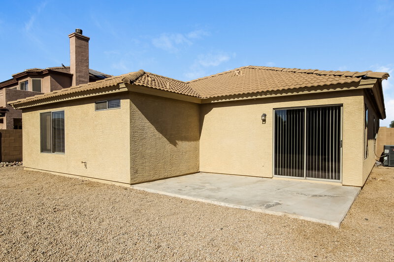 1,975/Mo, 2415 W Maldonado RD Phoenix, AZ 85041 Rear View 2