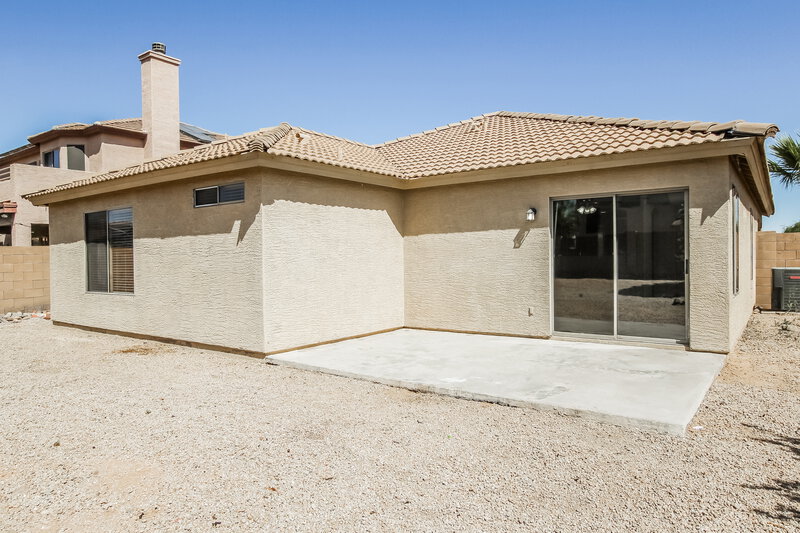 1,950/Mo, 2415 W Maldonado RD Phoenix, AZ 85041 Rear View 2