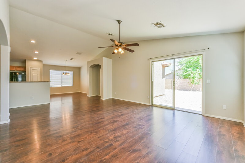 1,775/Mo, 3854 W Carlos Ln San Tan Valley, AZ 85142 Living Room View 2