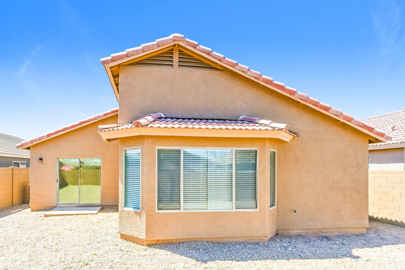 1,775/Mo, 3854 W Carlos Ln San Tan Valley, AZ 85142 Rear View