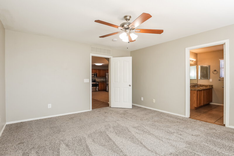 2,145/Mo, 6999 W Rose Ln Glendale, AZ 85303 Main Bedroom View 2