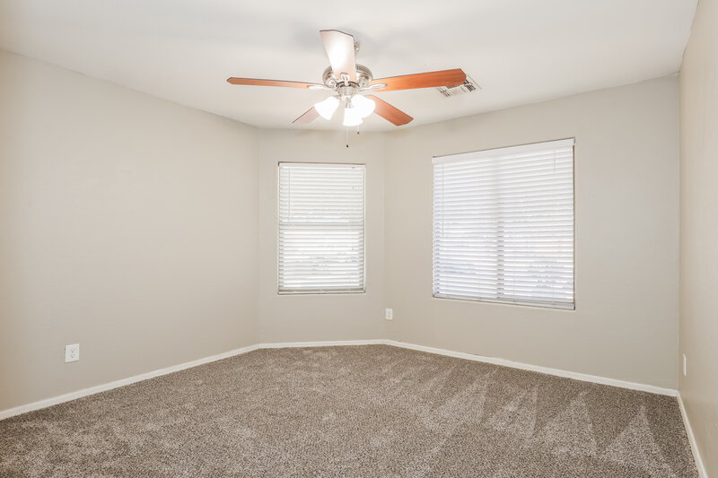 2,145/Mo, 6999 W Rose Ln Glendale, AZ 85303 Bedroom View 3