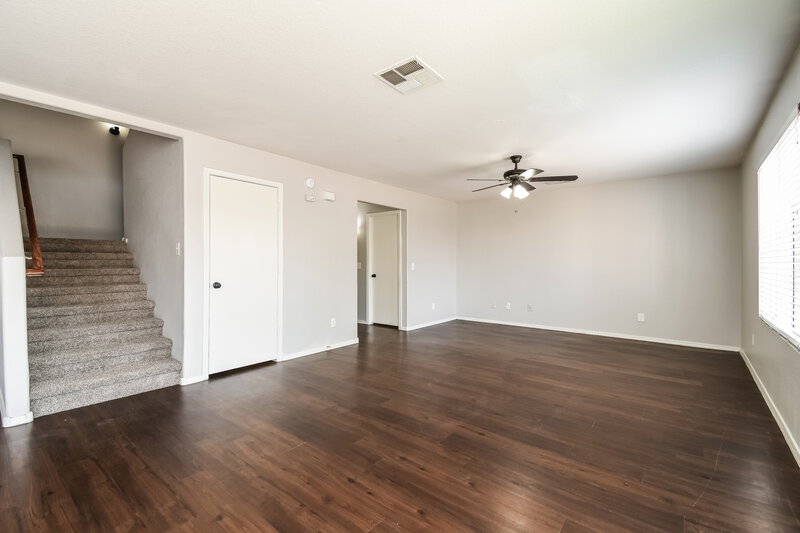 2,355/Mo, 493 E Harrison St Chandler, AZ 85225 Living Room View