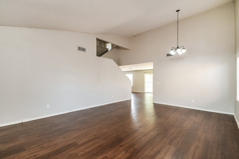 2,355/Mo, 493 E Harrison St Chandler, AZ 85225 Dining Room View 2