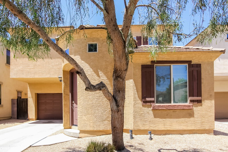 2,275/Mo, 10320 W Devonshire Ave Phoenix, AZ 85037 External View