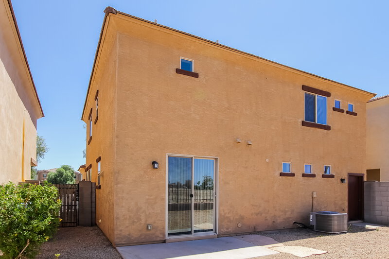 2,275/Mo, 10320 W Devonshire Ave Phoenix, AZ 85037 Rear View